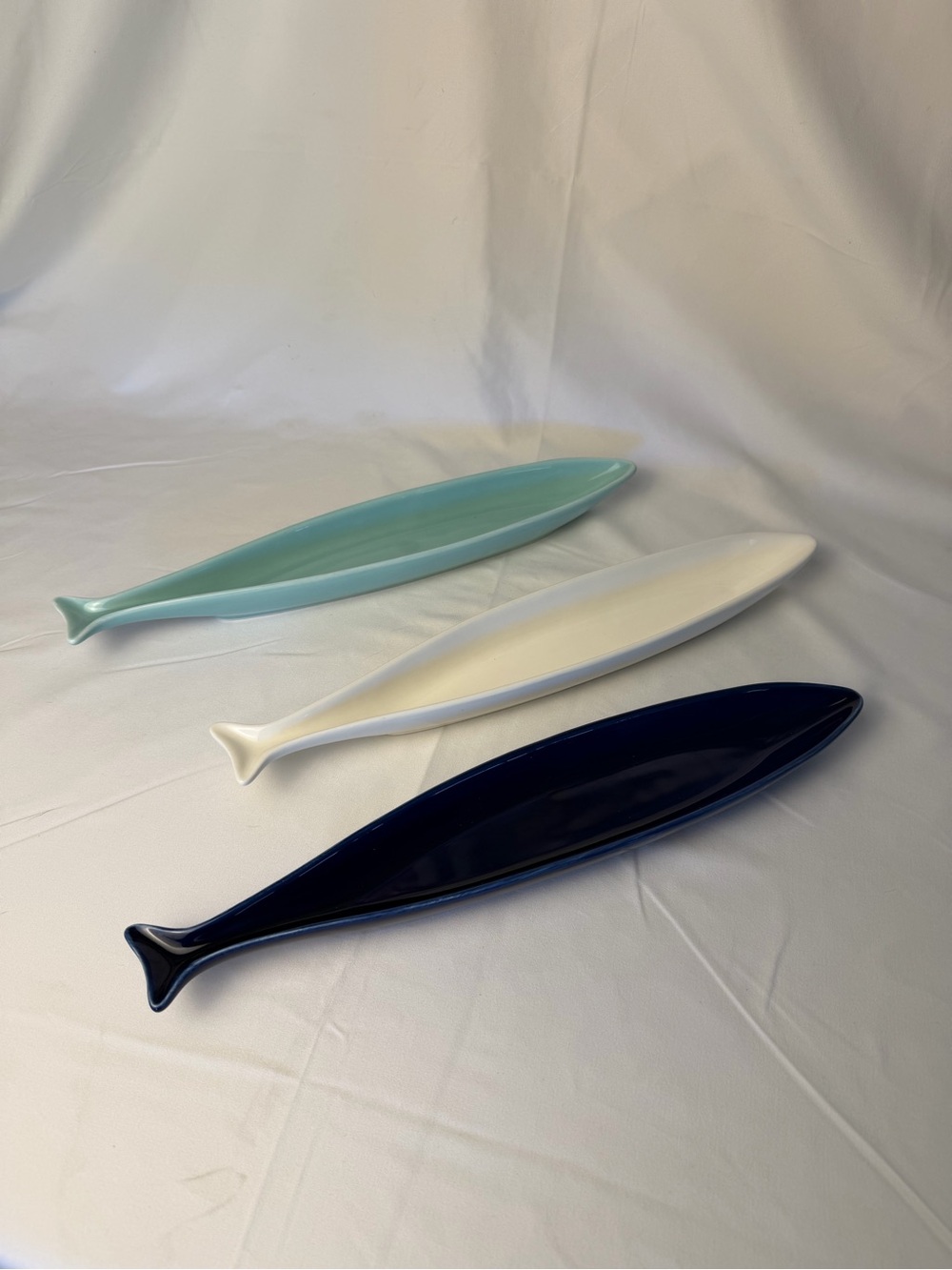 Ceramic Fish Trays - Set of 3 in Navy, White, and Aqua